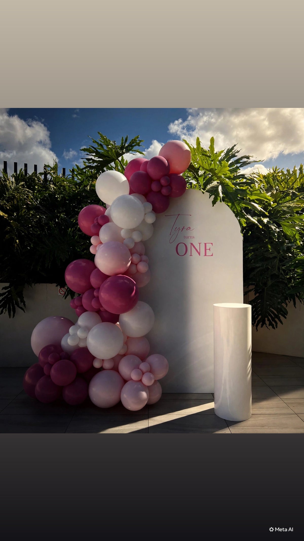 Simplicity “Balloon” Garland