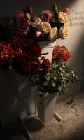 Timeless Petals Mini Floral Bouquet Stand (white)